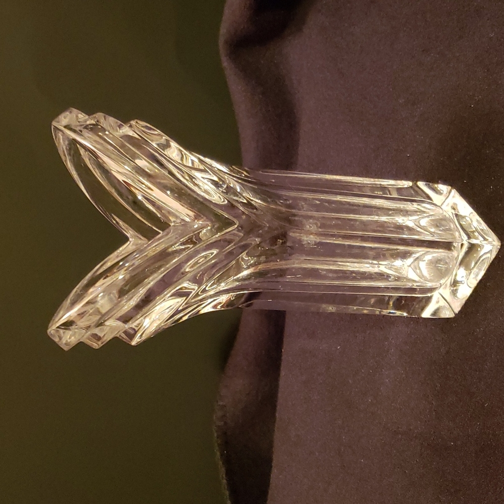 Mikasa Deco 24% Lead Crystal Bud Vase